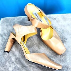 Bellini gold tone square toe heels 9.5